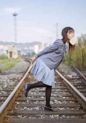 藍(lán)洞棋牌官網(wǎng)客服電話號(hào)碼